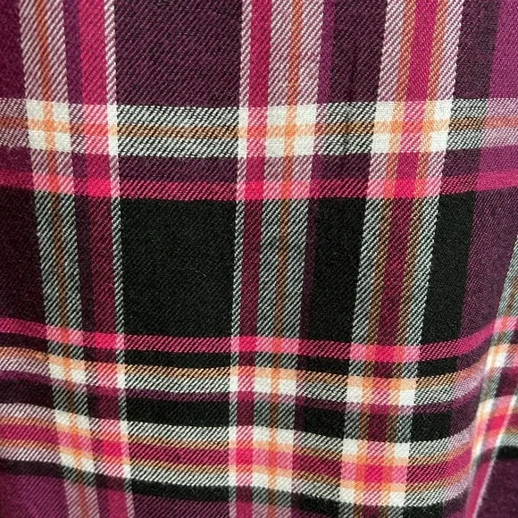 🌸The Pioneer Woman🌸 Embroidered Flannel top, Long Sleeve Button front ~ XXXXL - Picture 10 of 11